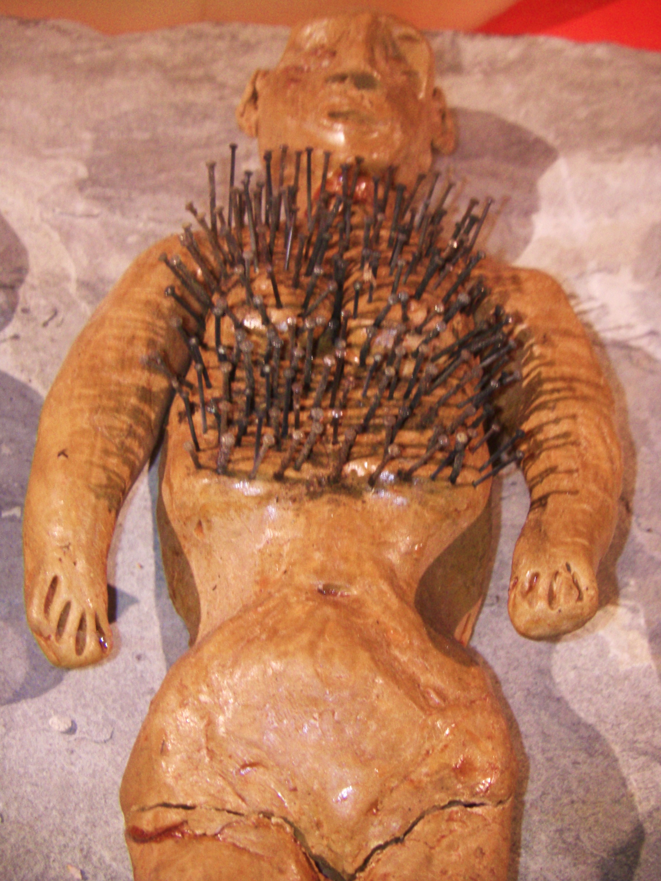 Doll_with_pins_in_it,_Museum_of_Witchcraft