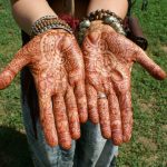 henna hands